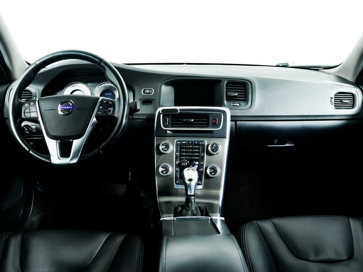 Volvo S60, 2012 - Фото №10
