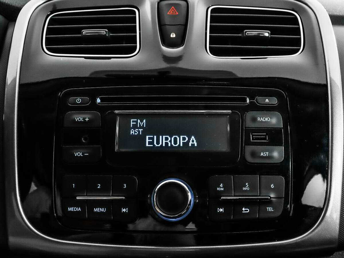 Renault Logan, 2014 - Фото №12