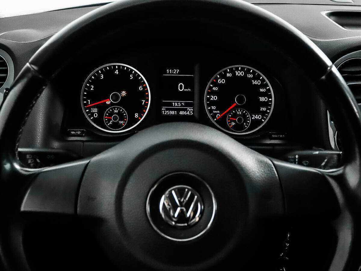 Volkswagen Tiguan, 2014 - Фото №14