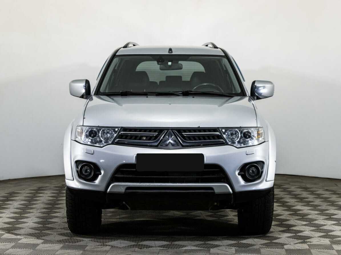 Mitsubishi Pajero Sport, 2013 - Фото №1