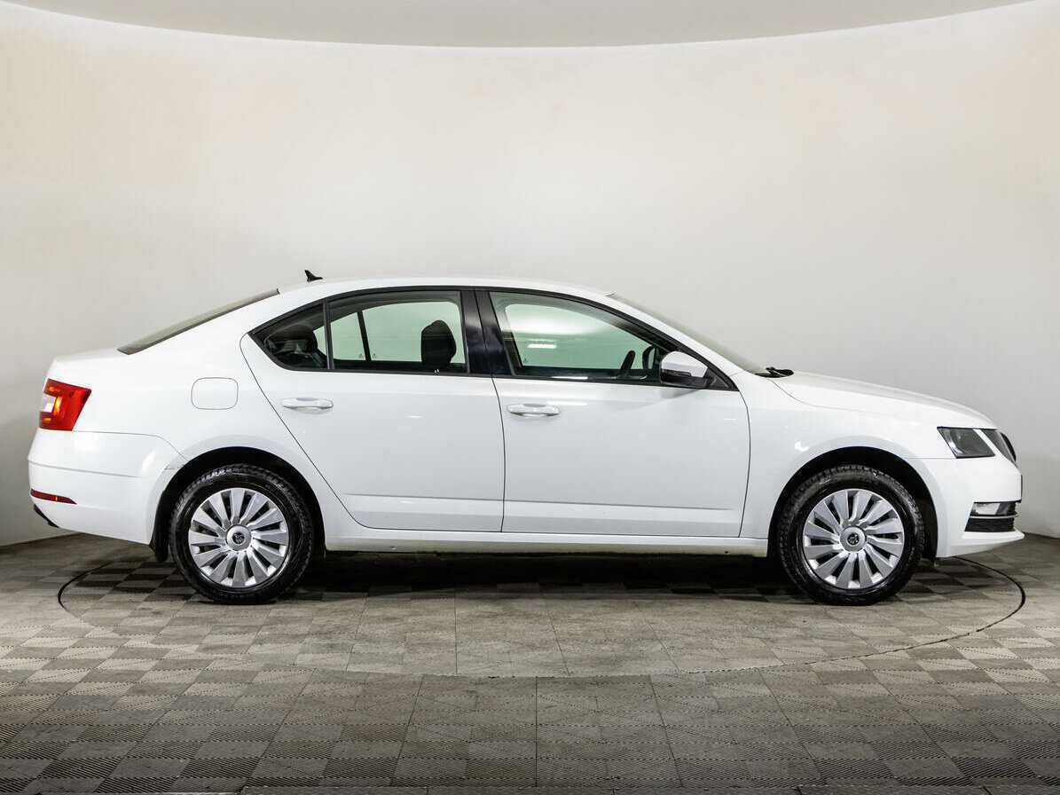 Skoda Octavia, 2018 - Фото №3