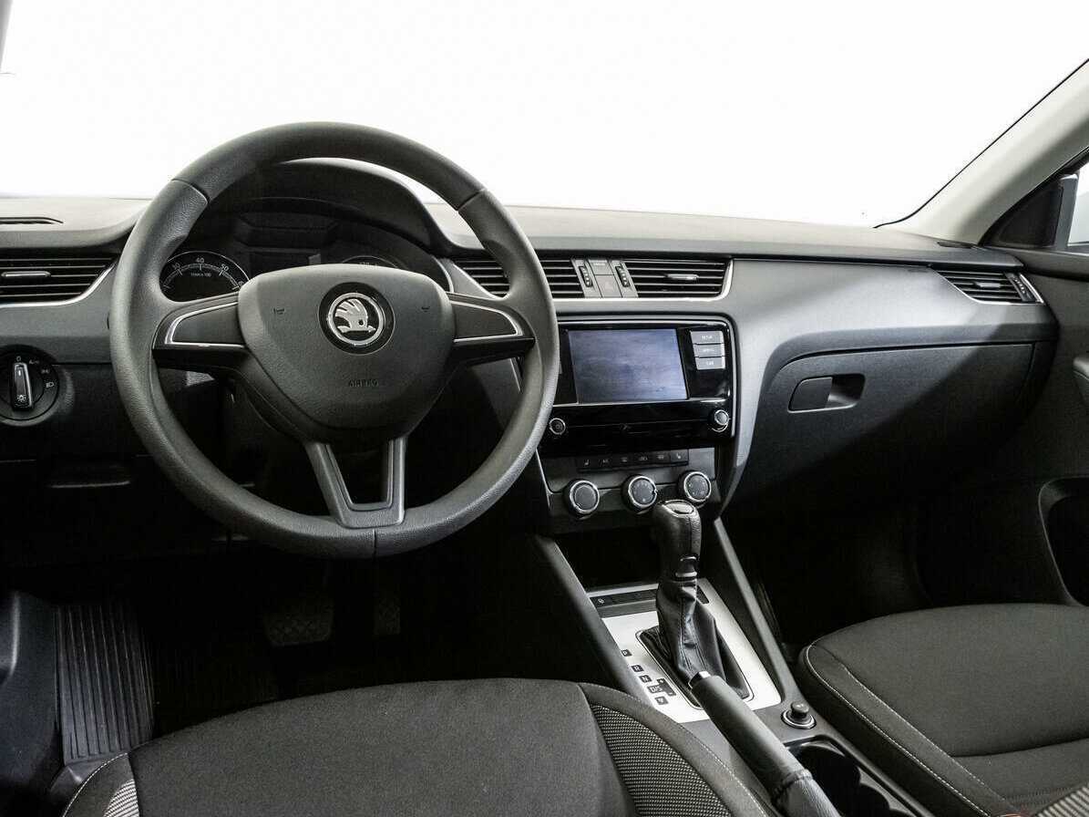 Skoda Octavia, 2018 - Фото №10