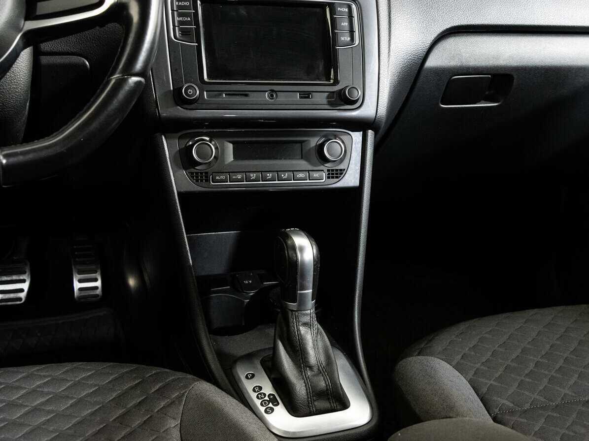 Volkswagen Polo, 2018 - Фото №10