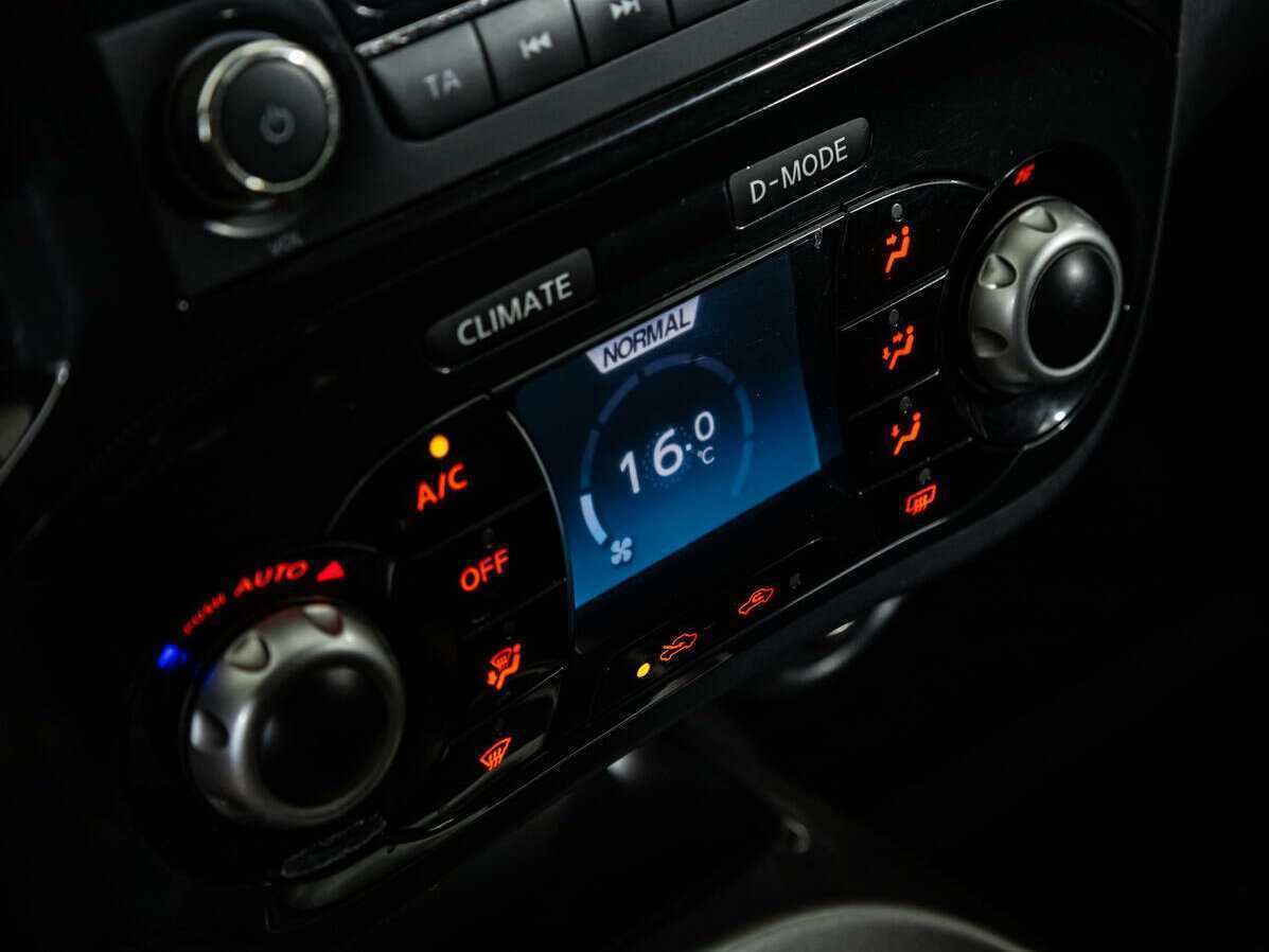 Nissan Juke, 2012 - Фото №14