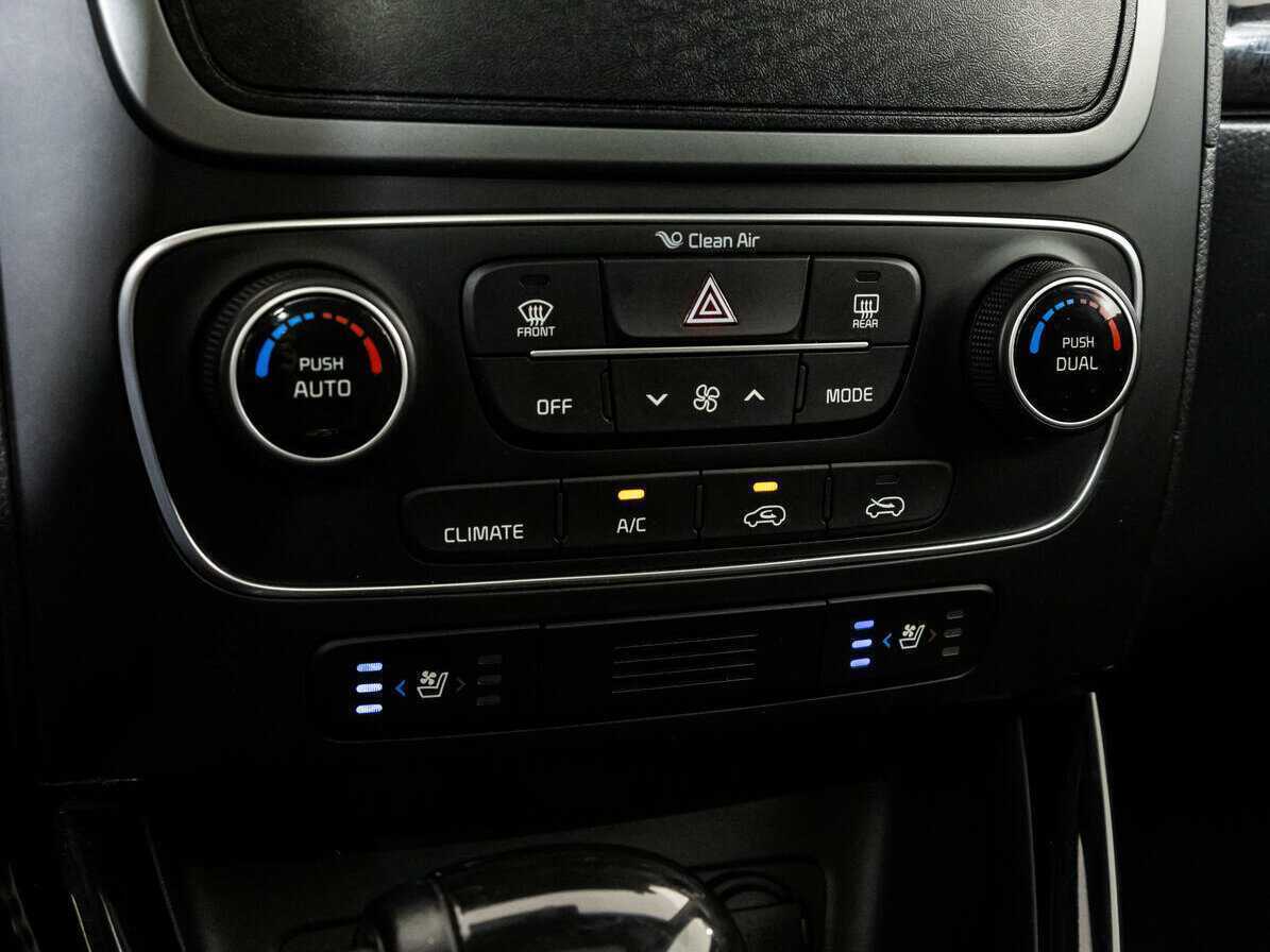 Kia Sorento, 2015 - Фото №14