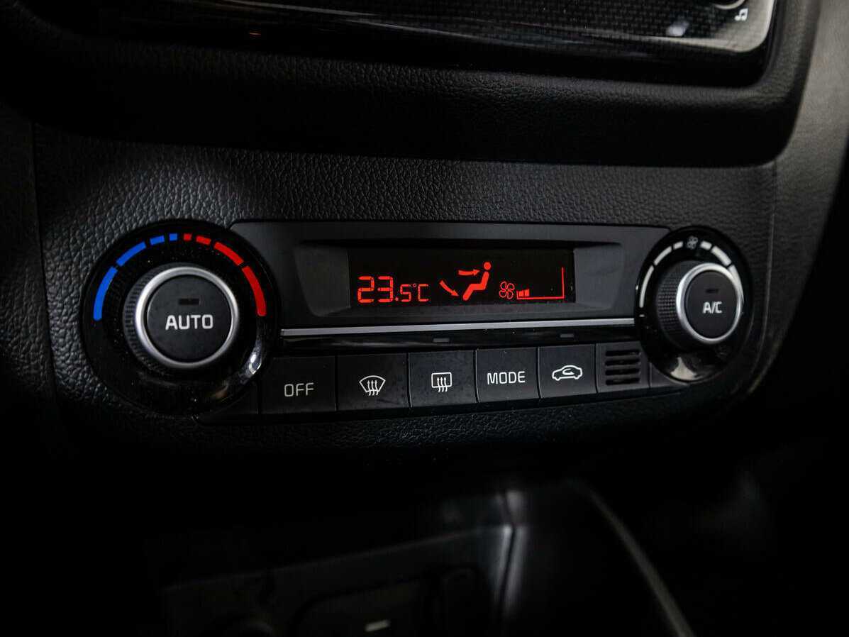 Kia Rio, 2015 - Фото №14