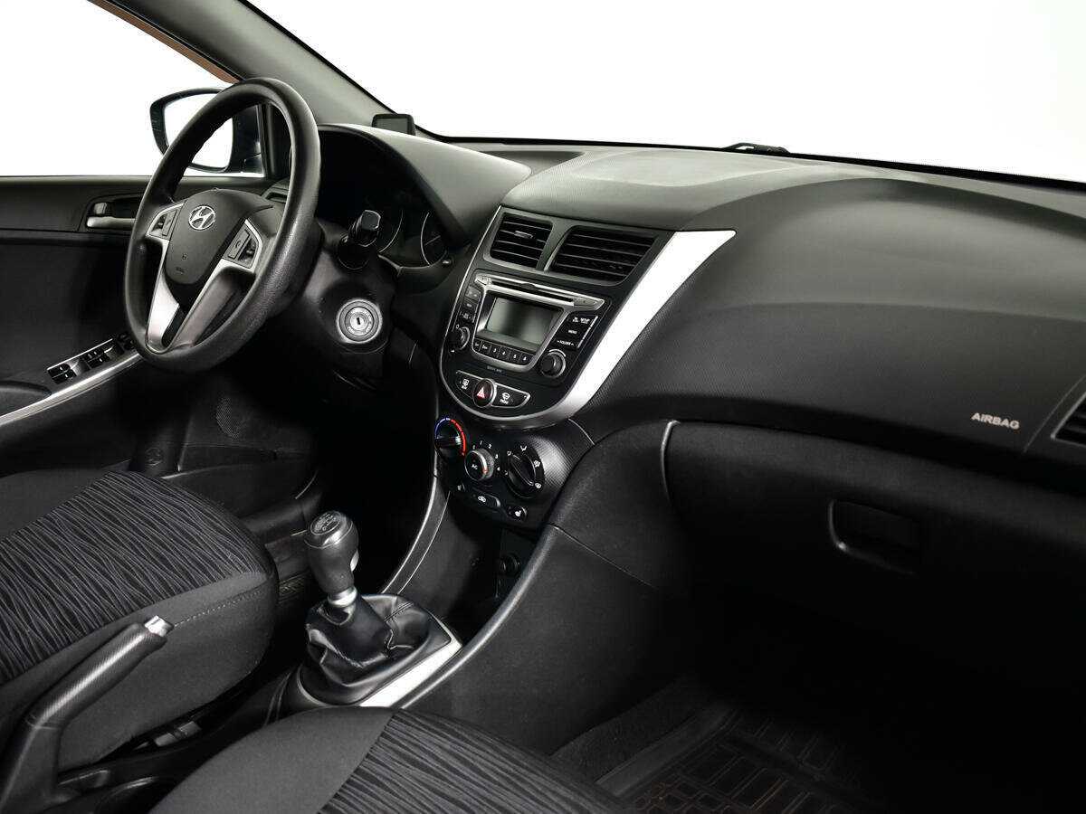 Hyundai Solaris, 2015 - Фото №8