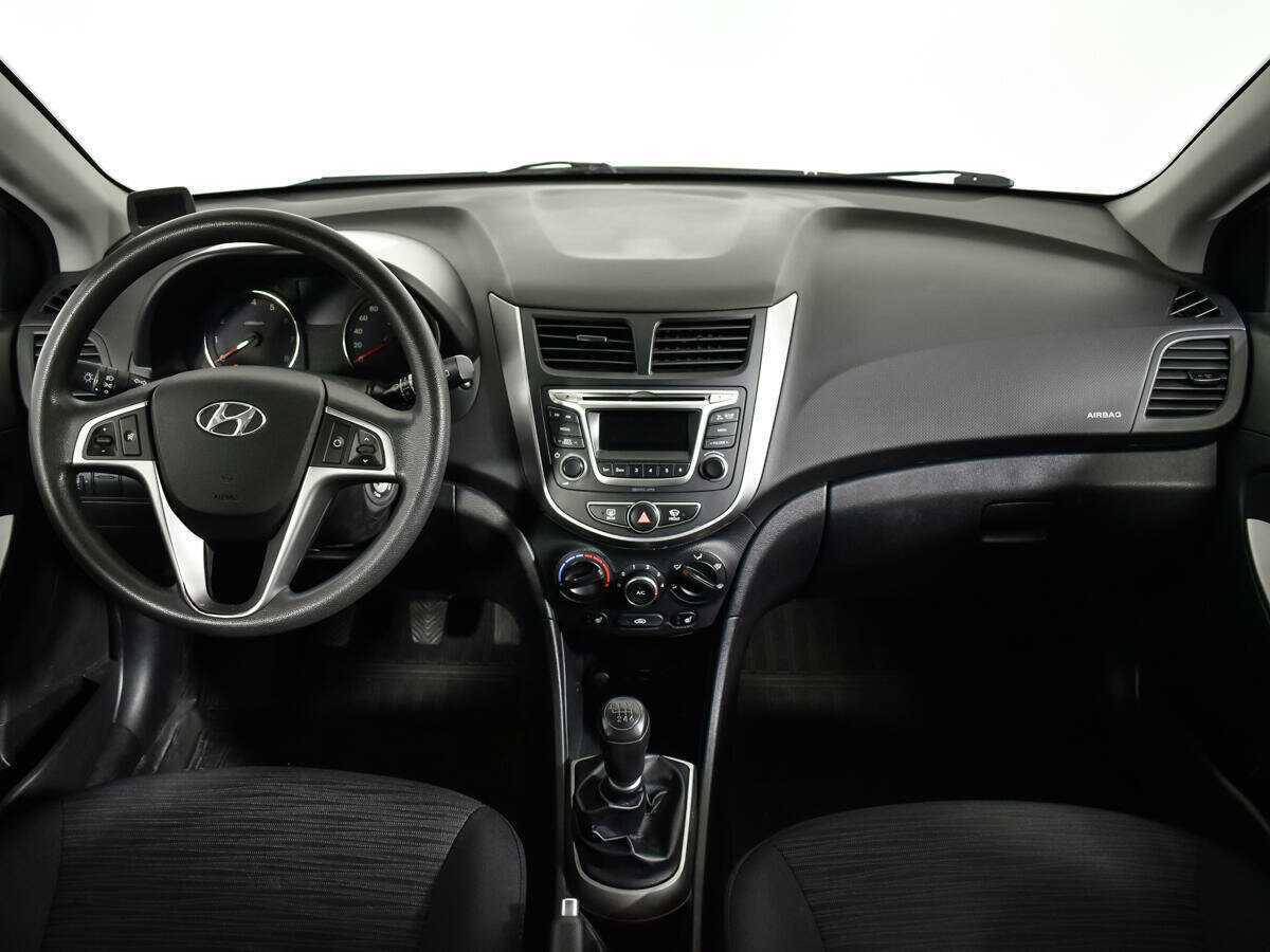 Hyundai Solaris, 2015 - Фото №11