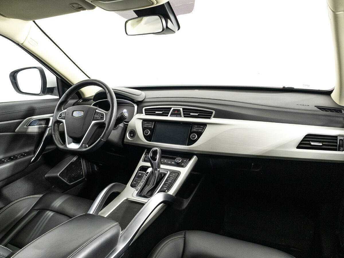 Geely Atlas, 2021 - Фото №8