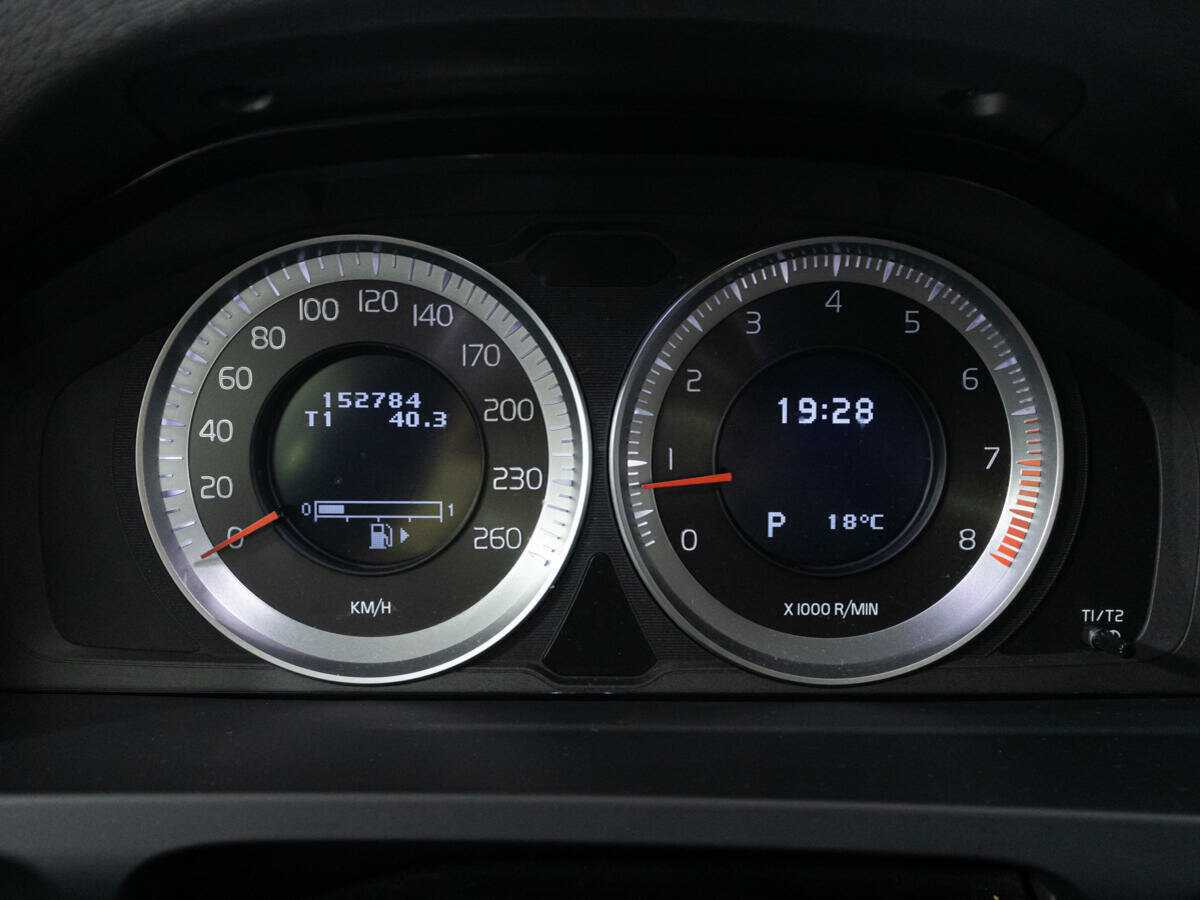 Volvo S60, 2012 - Фото №11