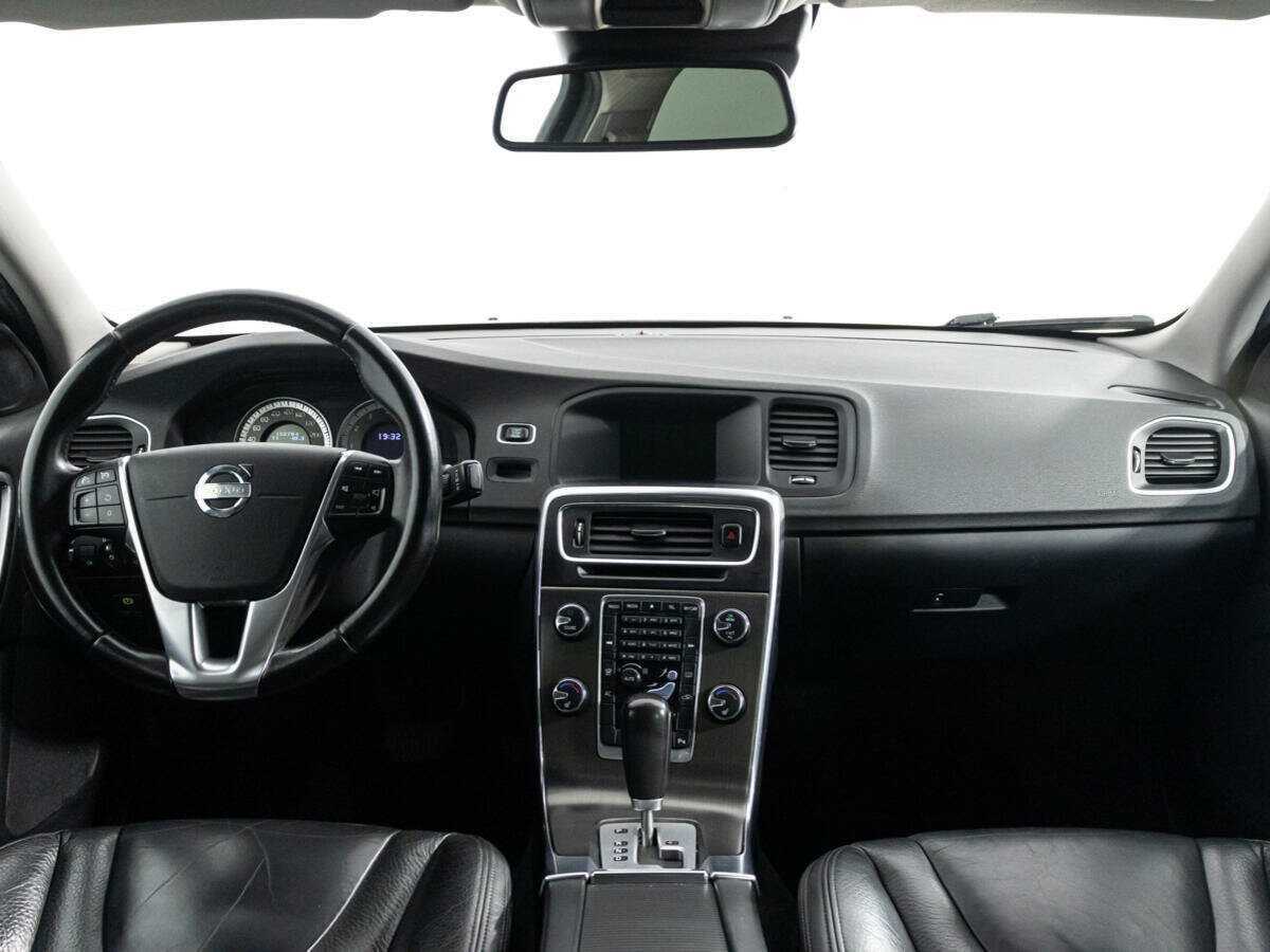 Volvo S60, 2012 - Фото №12