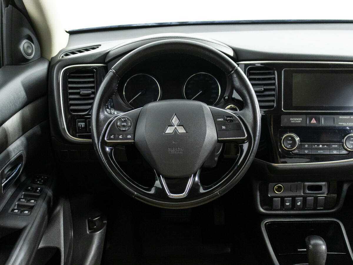 Mitsubishi Outlander, 2018 - Фото №17