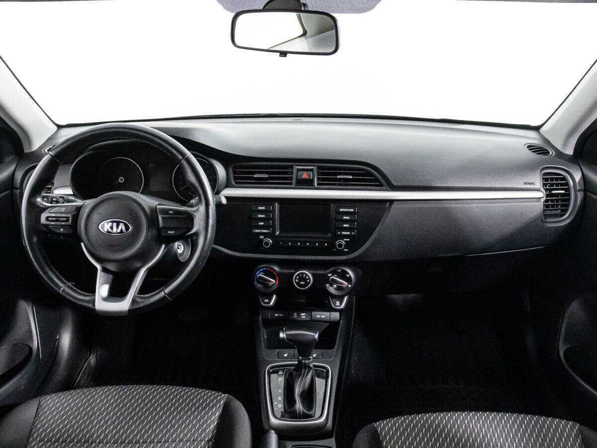 Kia Rio X-Line, 2018 - Фото №12