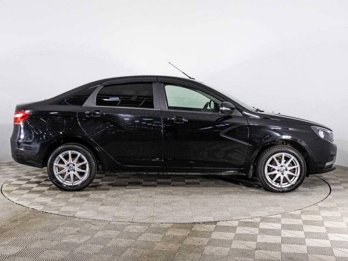 Lada (ВАЗ) Vesta, 2020 - Фото №3