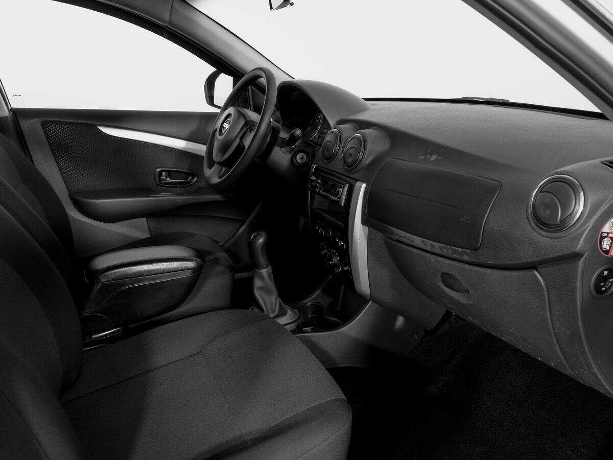 Nissan Almera, 2017 - Фото №8