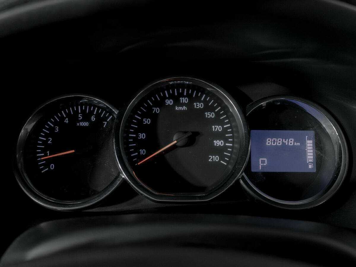 Renault Logan, 2017 - Фото №10