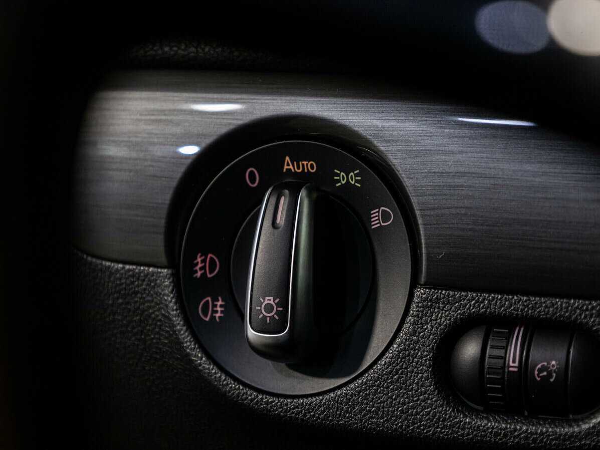 Volkswagen Jetta, 2016 - Фото №13