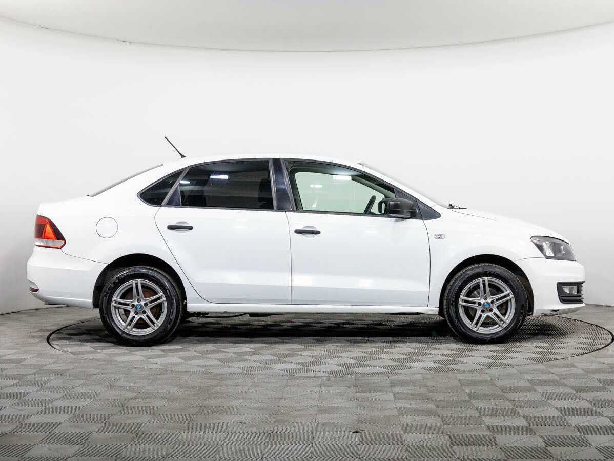 Volkswagen Polo, 2015 - Фото №2