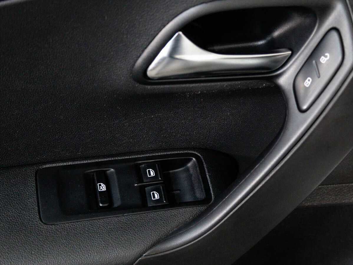 Volkswagen Polo, 2015 - Фото №12