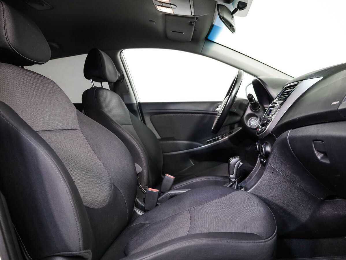 Hyundai Solaris, 2015 - Фото №10