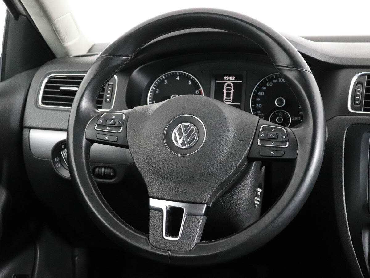 Volkswagen Jetta, 2012 - Фото №14