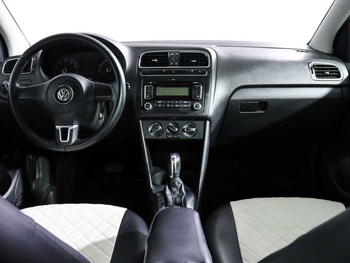 Volkswagen Polo, 2012 - Фото №11