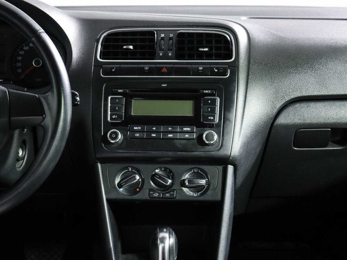 Volkswagen Polo, 2012 - Фото №12