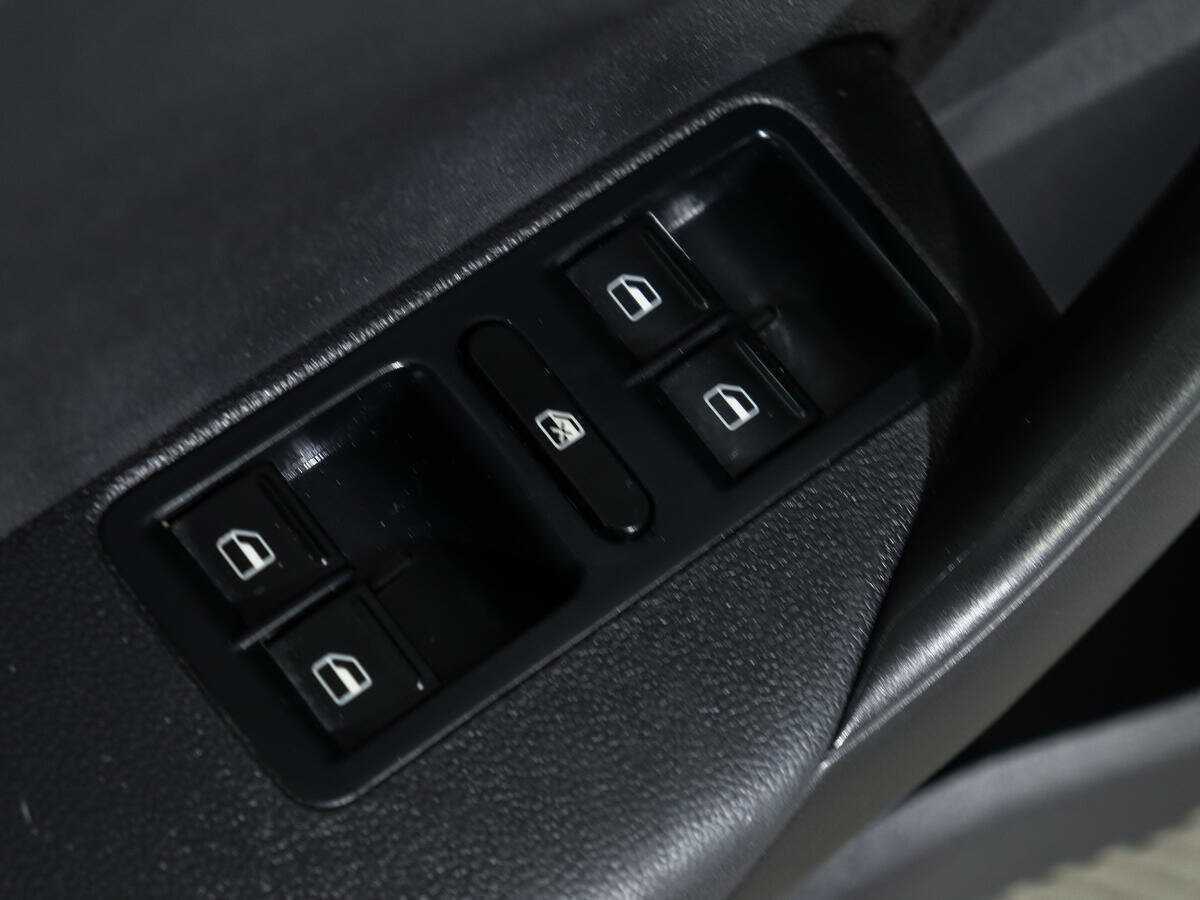 Volkswagen Polo, 2012 - Фото №14