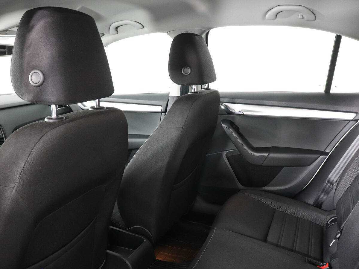 Skoda Octavia, 2018 - Фото №11