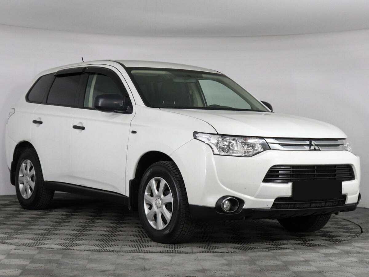 Mitsubishi Outlander, 2014 - Фото №2
