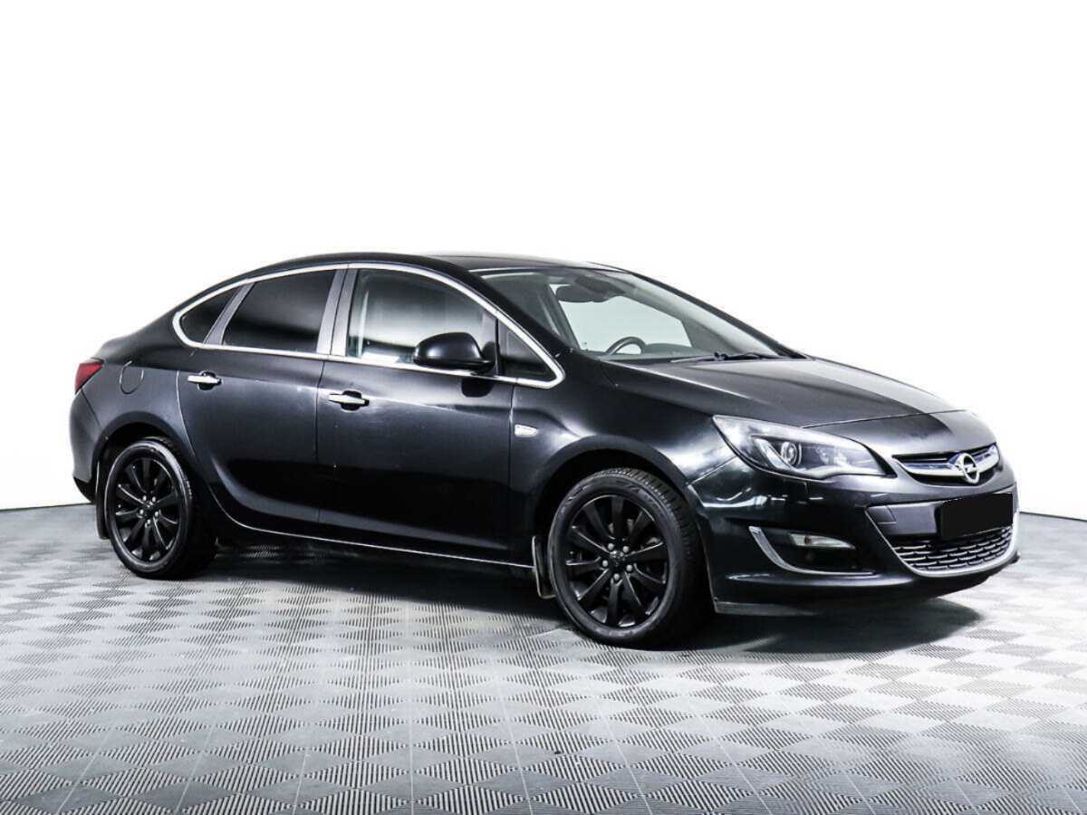 Opel Astra, 2013 - Фото №1