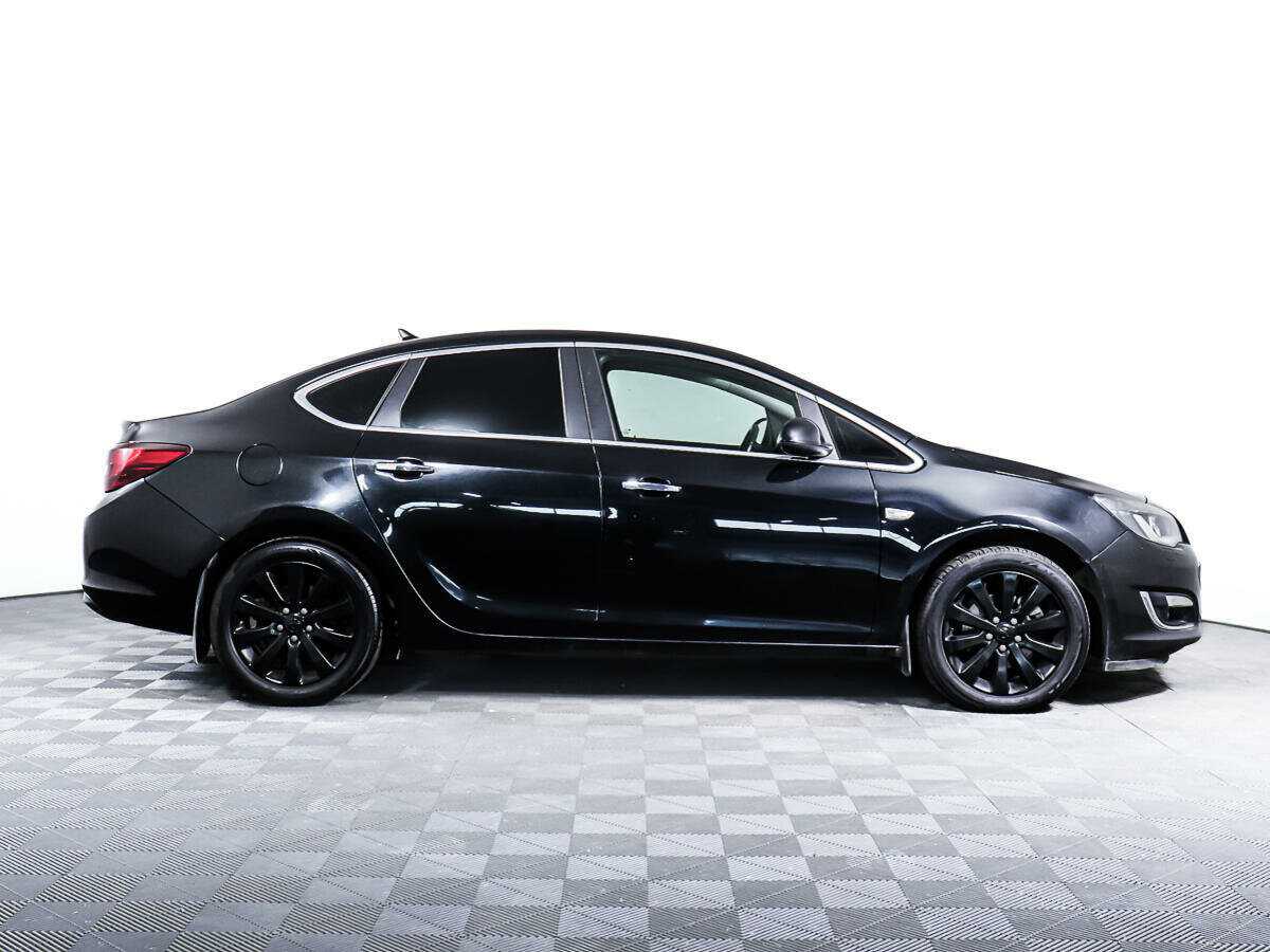 Opel Astra, 2013 - Фото №2