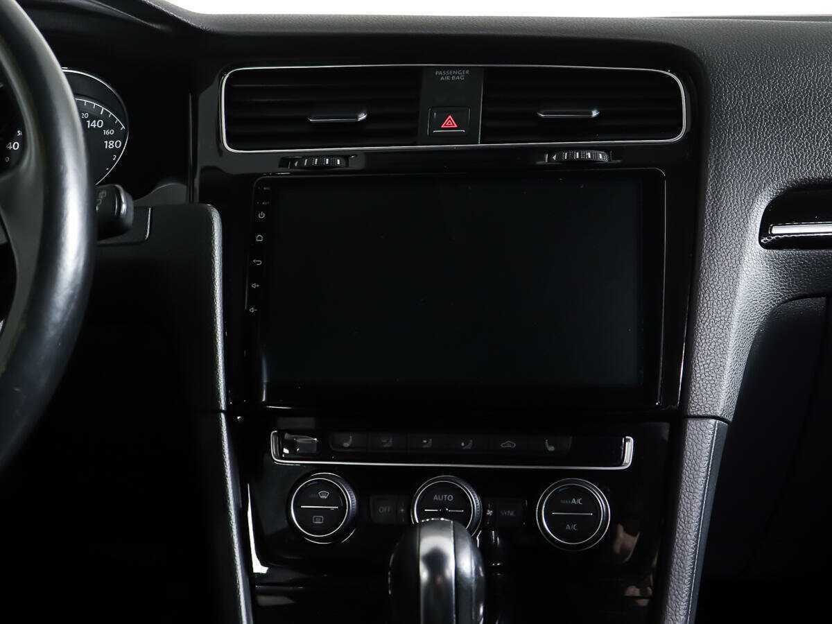 Volkswagen Golf, 2013 - Фото №12