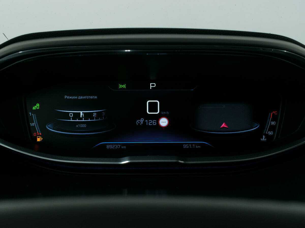 Peugeot 3008, 2018 - Фото №10