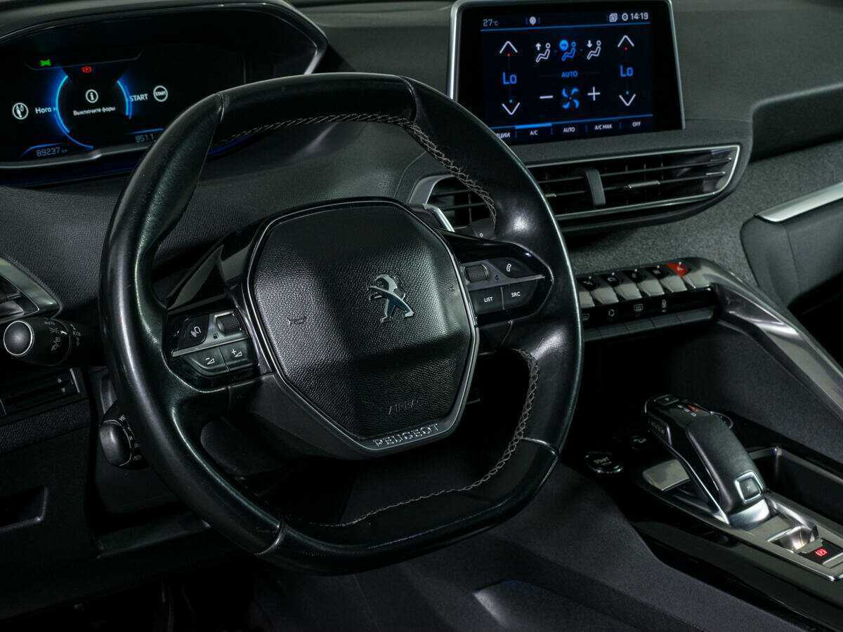 Peugeot 3008, 2018 - Фото №11
