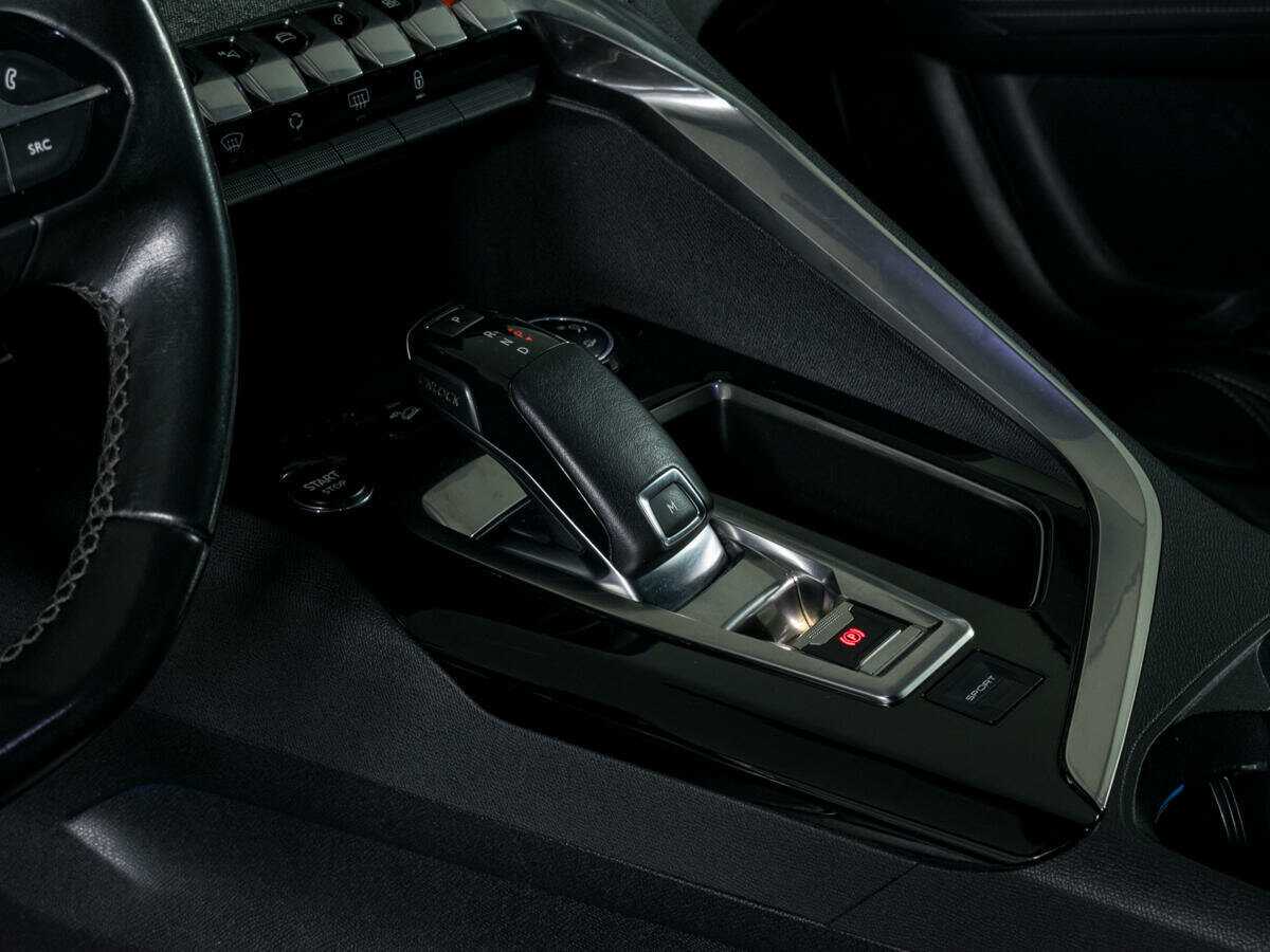 Peugeot 3008, 2018 - Фото №12