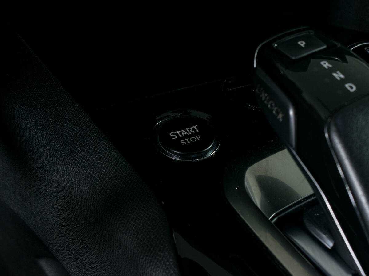 Peugeot 3008, 2018 - Фото №13