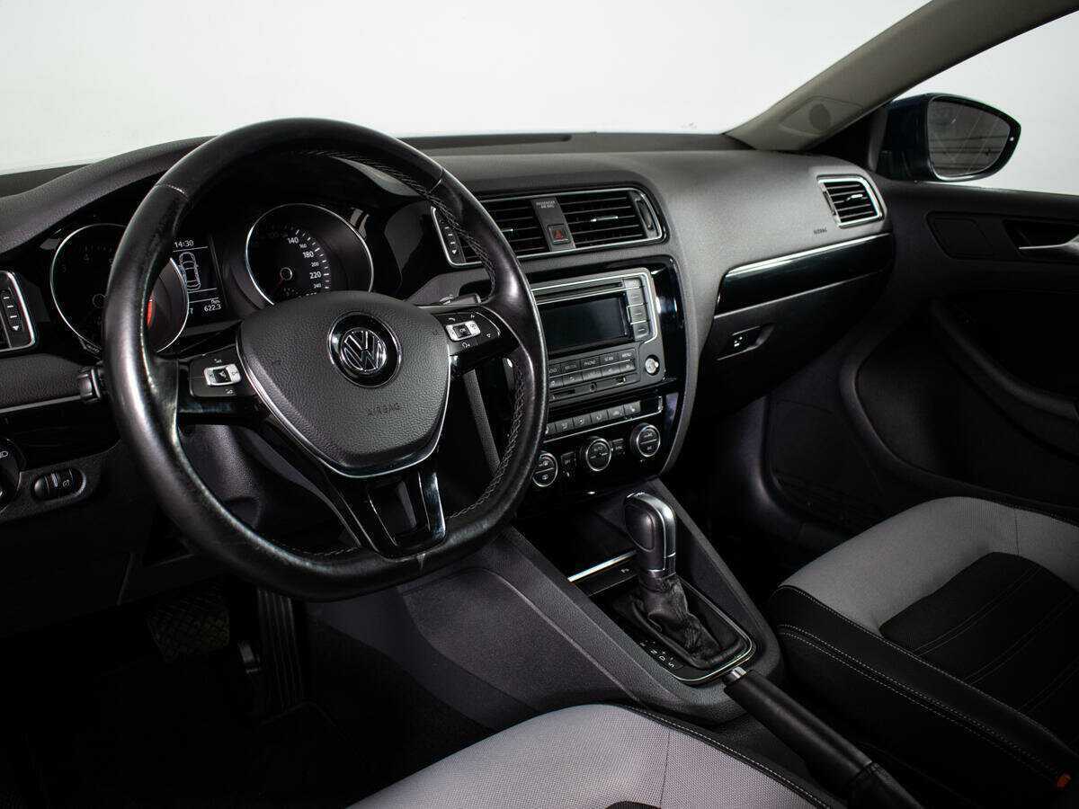 Volkswagen Jetta, 2015 - Фото №12
