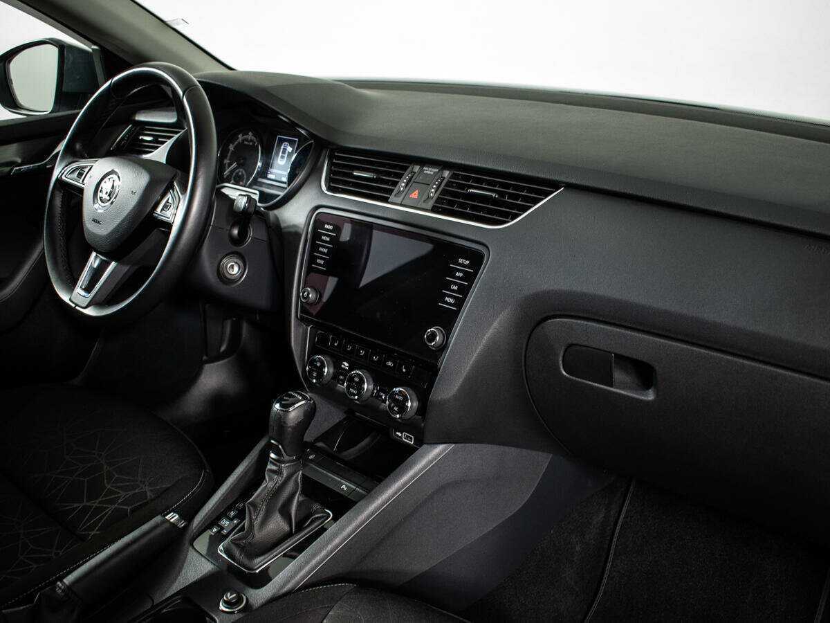 Skoda Octavia, 2018 - Фото №8