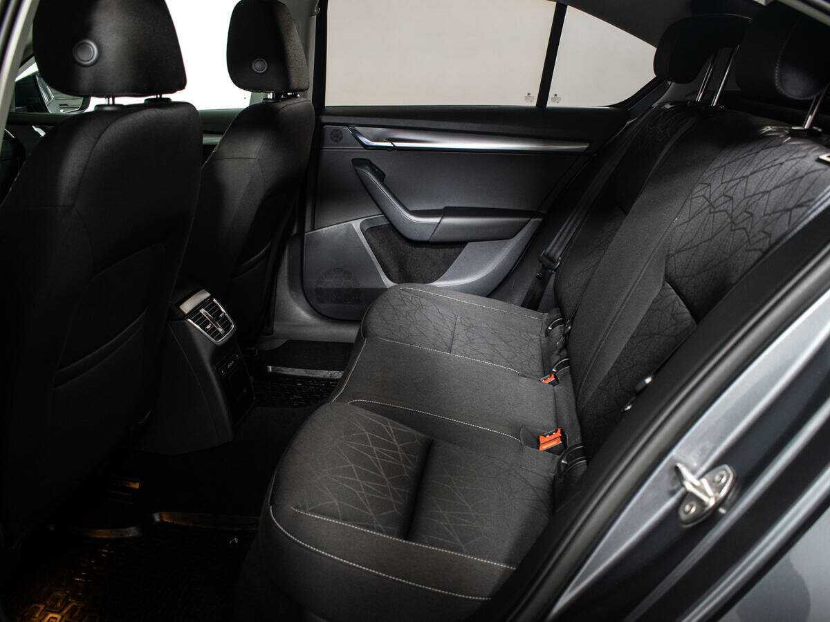 Skoda Octavia, 2018 - Фото №9