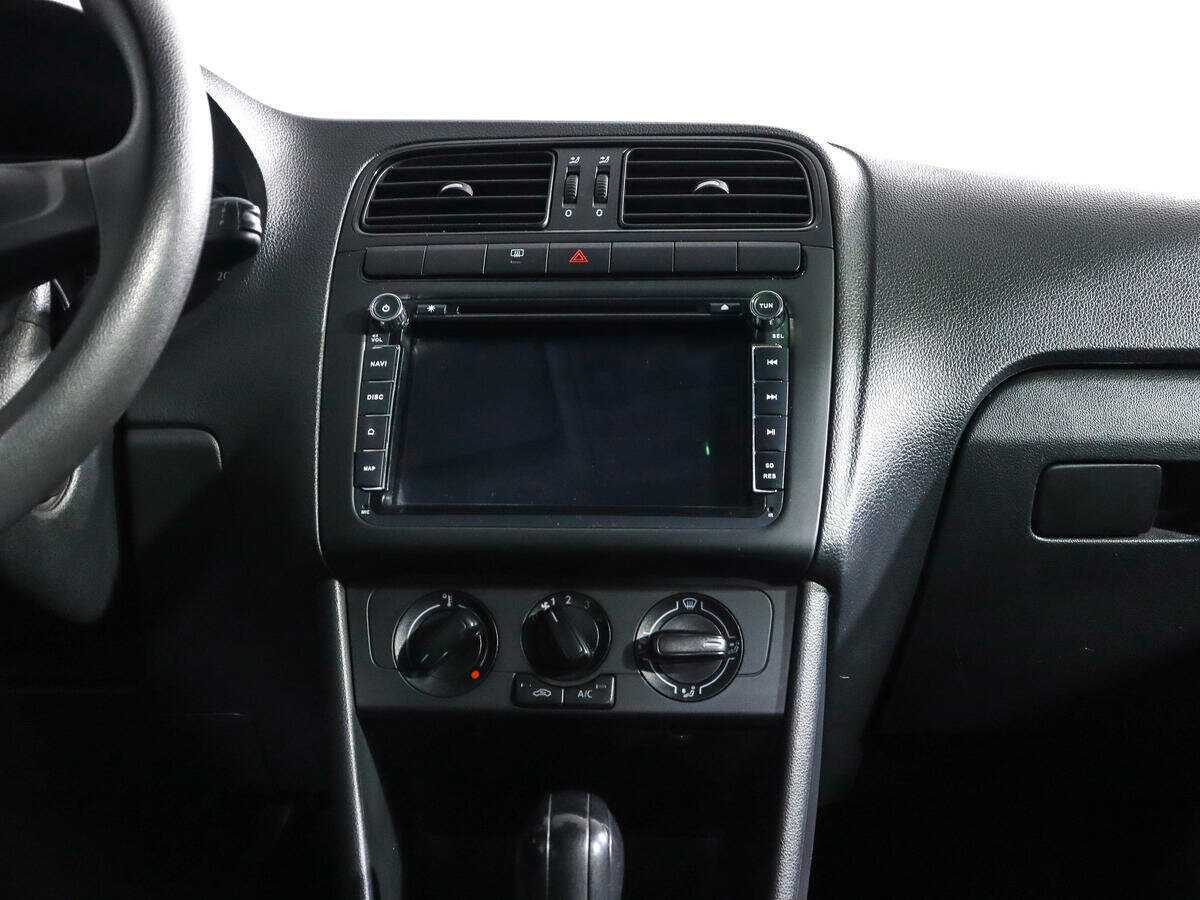 Volkswagen Polo, 2020 - Фото №10