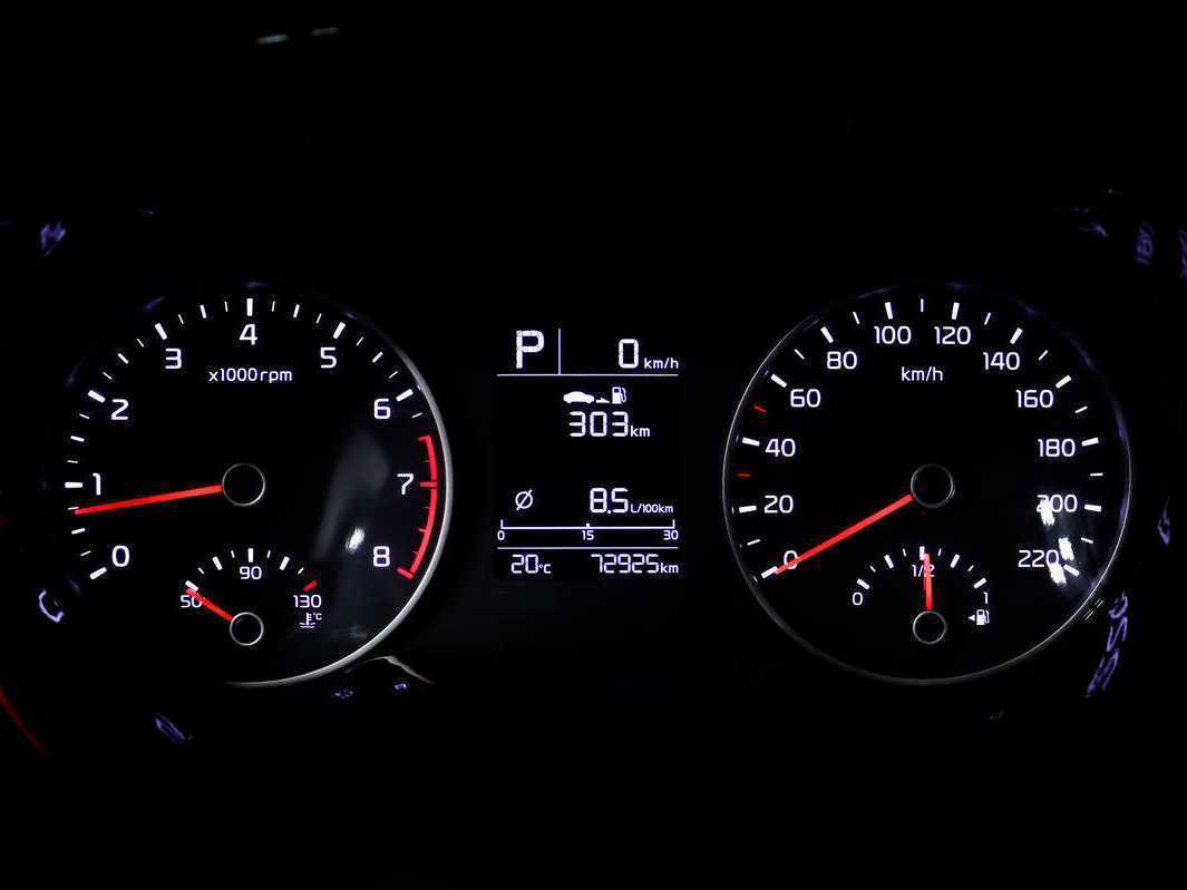 Kia Rio X-Line, 2018 - Фото №9