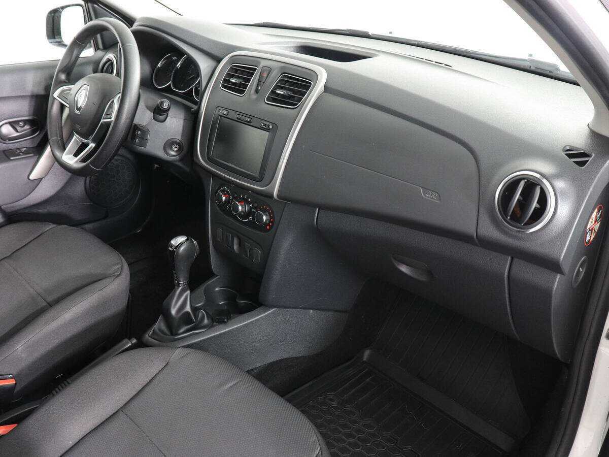 Renault Logan, 2020 - Фото №9