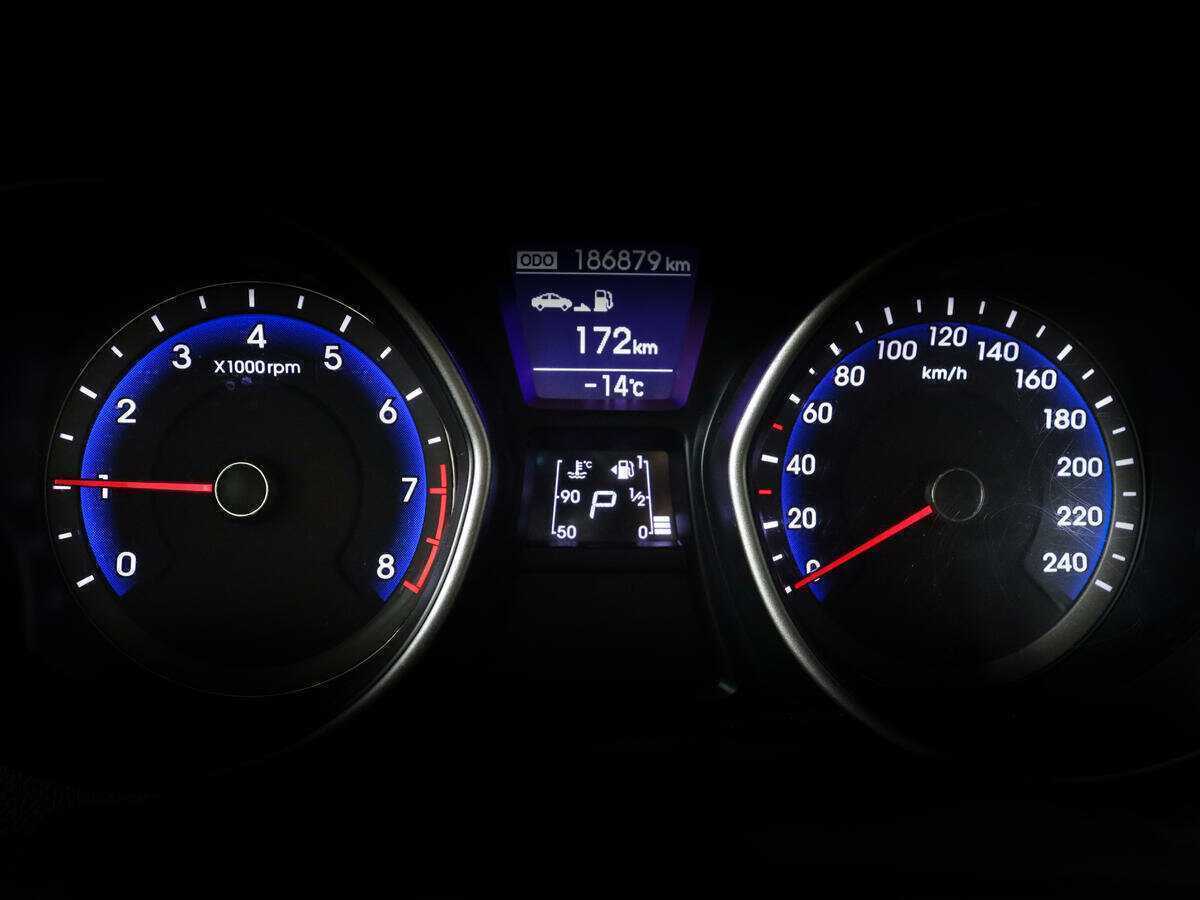 Hyundai i30, 2012 - Фото №8