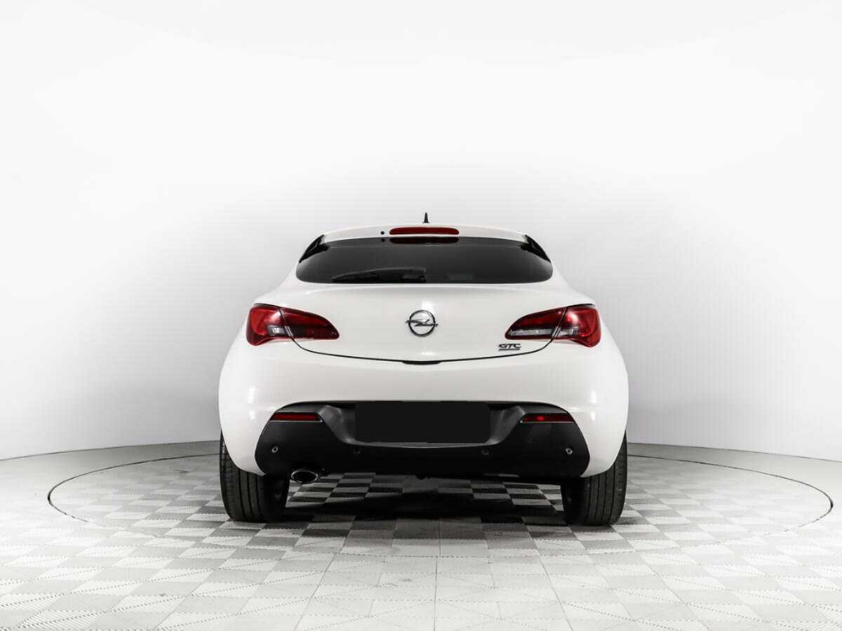 Opel Astra GTC, 2012 - Фото №5