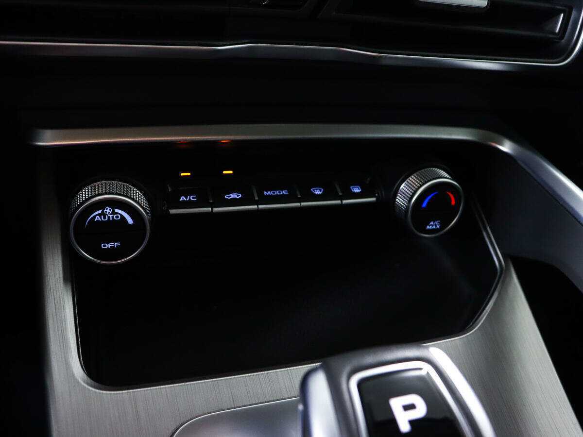 Geely Coolray, 2021 - Фото №16