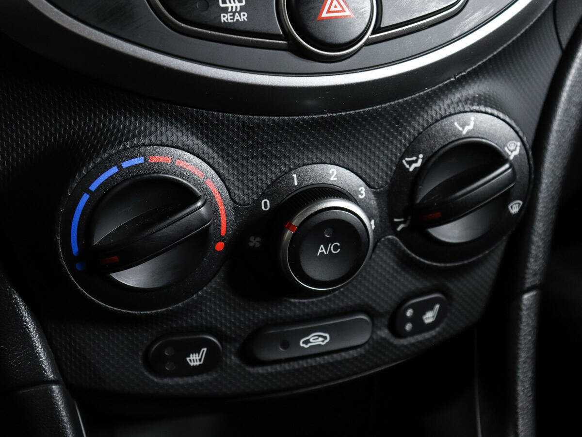 Hyundai Solaris, 2016 - Фото №12