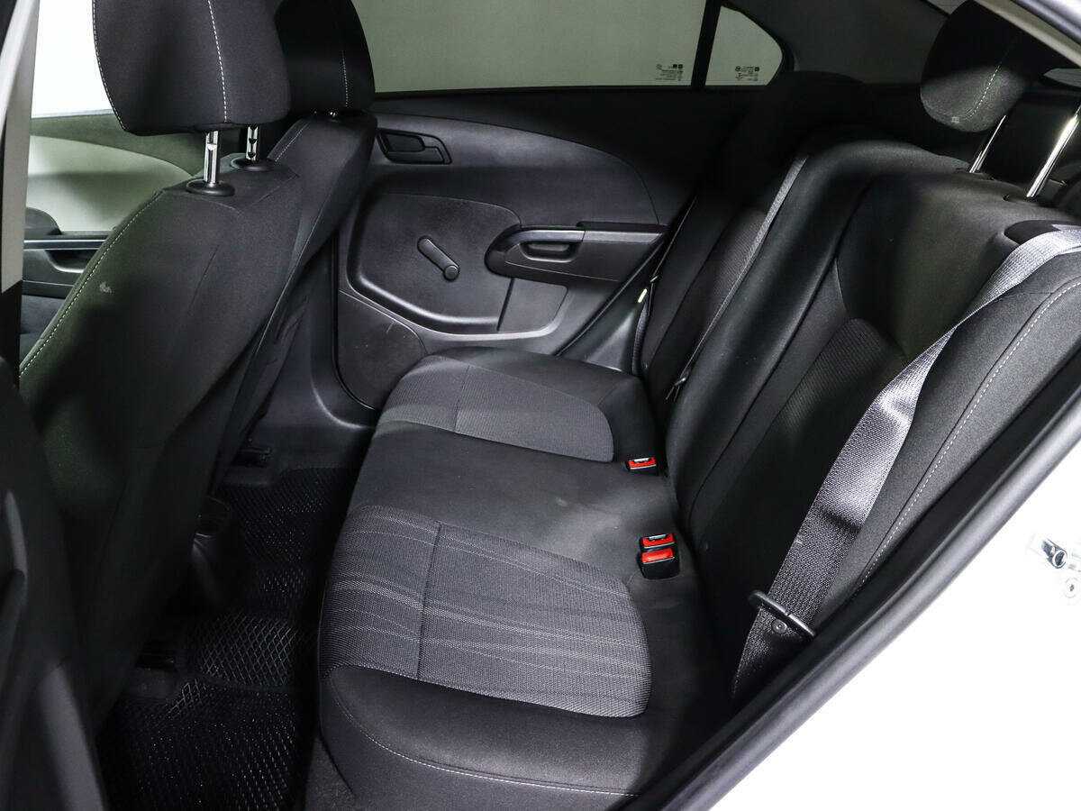 Chevrolet Aveo, 2012 - Фото №7