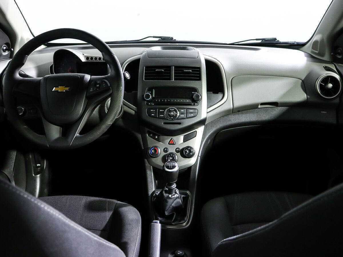 Chevrolet Aveo, 2012 - Фото №9