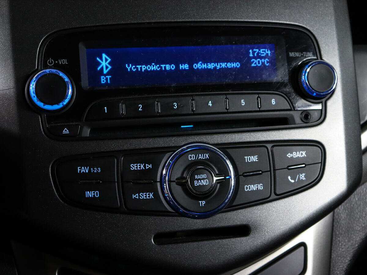 Chevrolet Aveo, 2012 - Фото №14